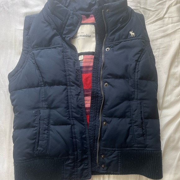 Abercrombie Down Vest Navy Blue - Picture 4 of 6